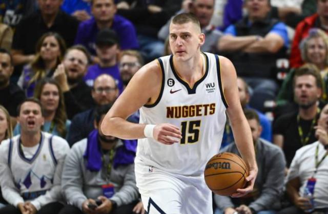 必赢下载-《体育画报》半程颁奖礼 约基奇MVP韦少最佳第6人